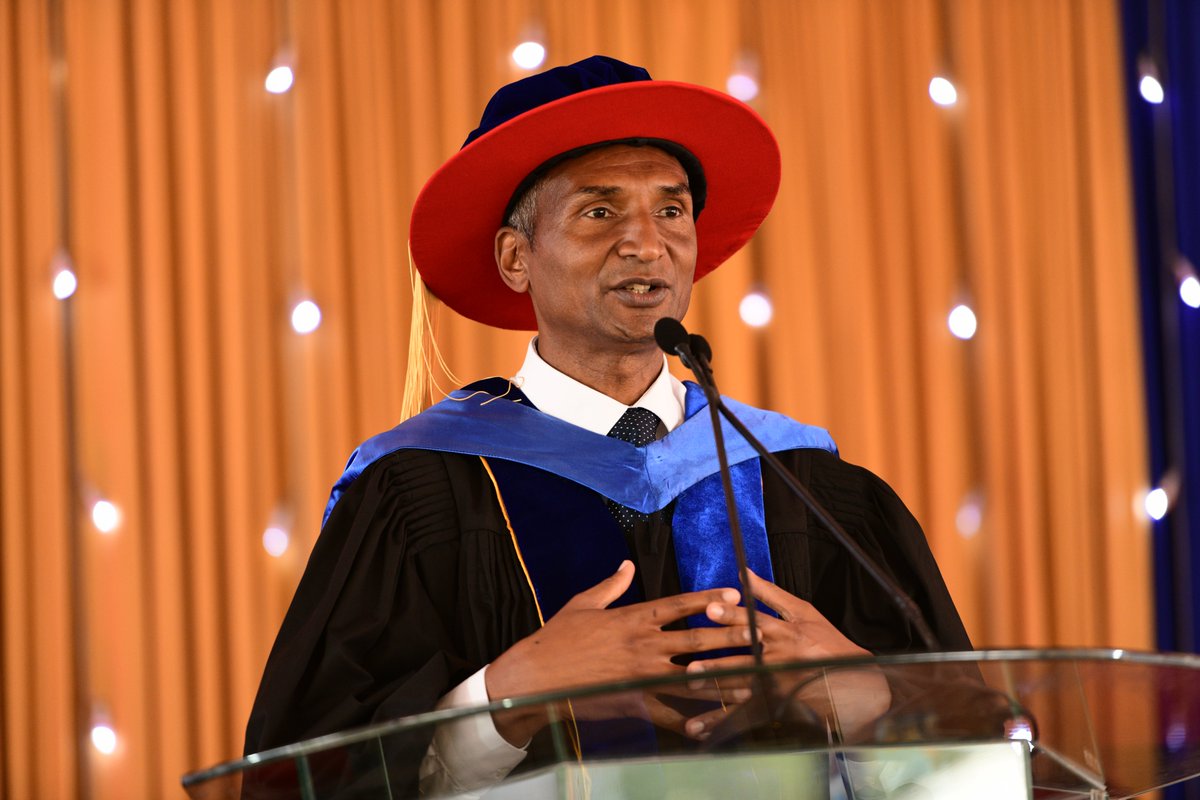 StrathU tweet picture
