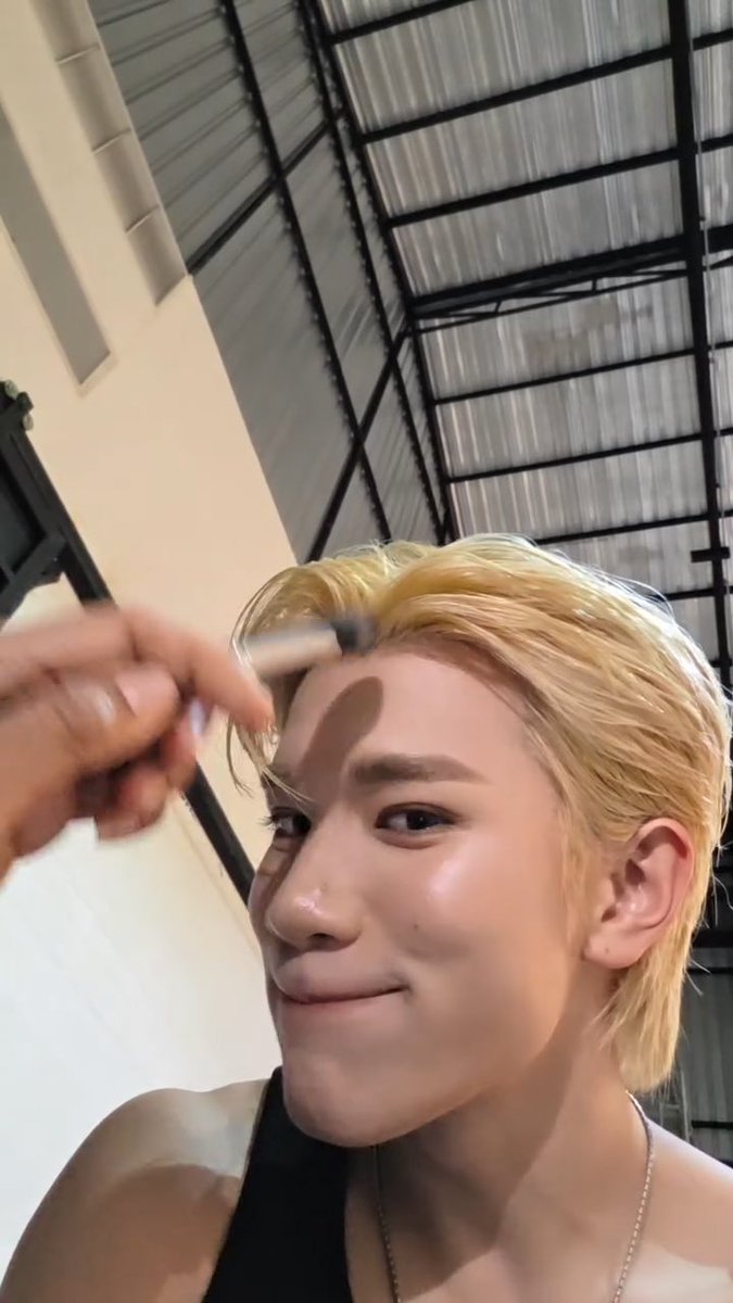 nongsiii's tweet photo. my pretty blonde baby 😞💛💛

#Fourthnattawat #โฟร์ทณัฐวรรธน์ https://t.co/F8kb1qoFqA