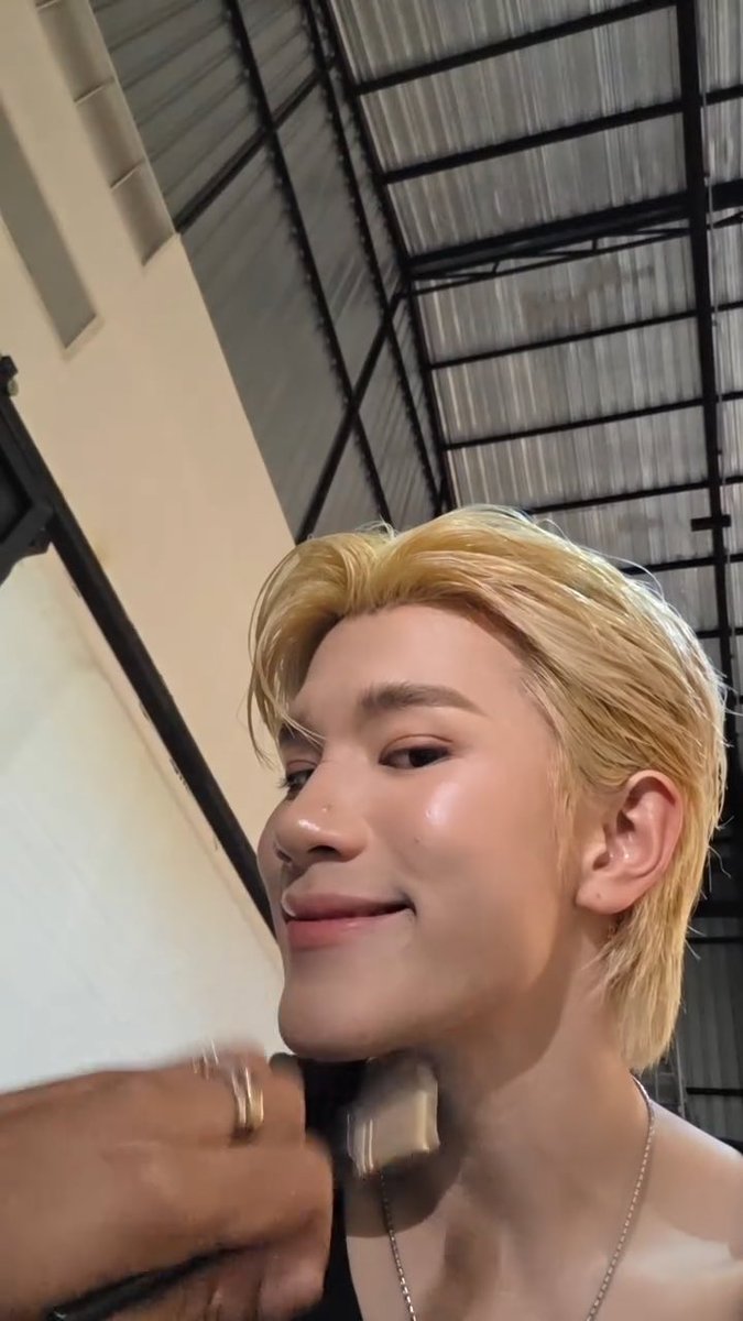 nongsiii's tweet photo. my pretty blonde baby 😞💛💛

#Fourthnattawat #โฟร์ทณัฐวรรธน์ https://t.co/F8kb1qoFqA