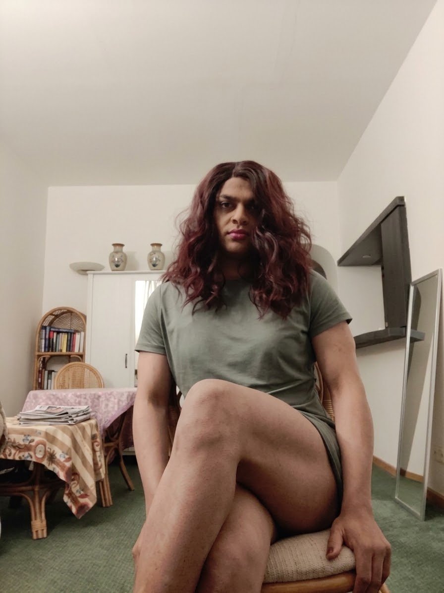 Runa_cd's tweet photo. Thursday thighs 
#crossdresser #indiancrossdresser #cd #mtfdressup #thighs https://t.co/WcN5cR52qb