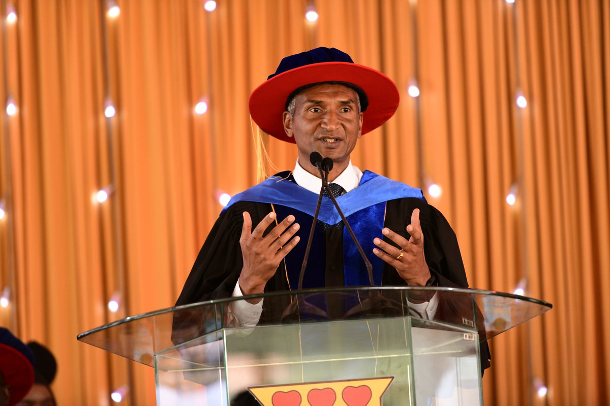 StrathU tweet picture