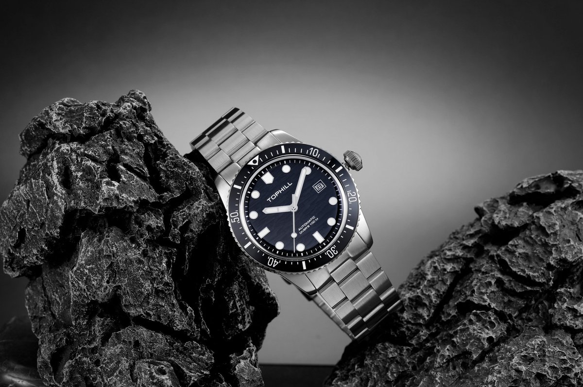 Kimyang1984's tweet photo. TOPHILL TD017G 39.5mm Luxury Mens Watches Automatic Sport Swim Miyota 8215 3D Sea Wave Dial C3 Super Lume Ceramic Bezel 10Bar

#tophill #MicrobrandWatches
#luxurywatches #automaticwatch #automaticwatches
#wristwatch #wristwatches #manwatch #manwatches #diverwatches #diverwatch https://t.co/M1K3JiTxPf