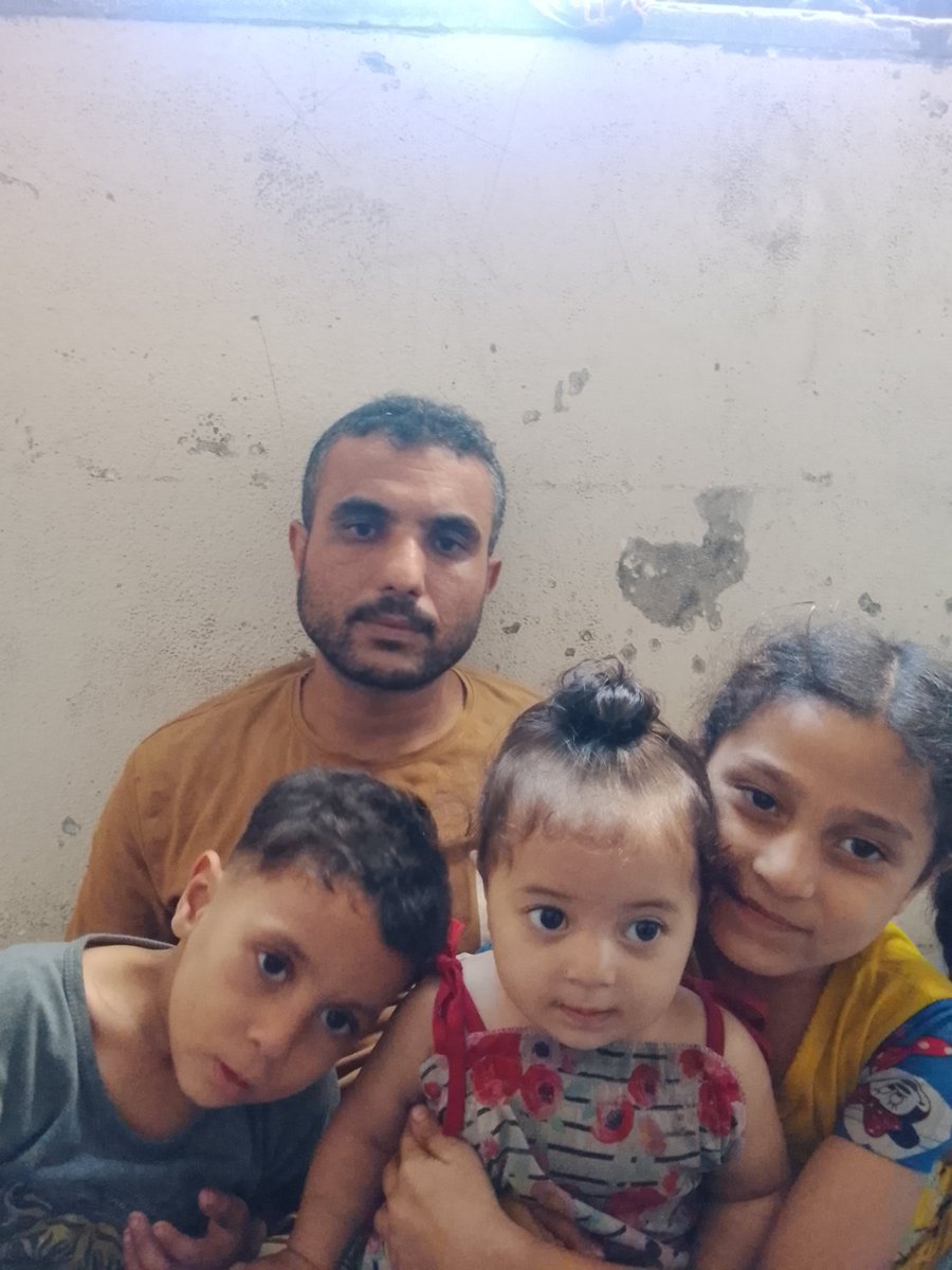 Mohammedfrgra's tweet photo. Today is Friday, the day my family looks forward to all week because they hope to have a delicious meal like everyone else. 💔
We need just $100 to feed 7 people a delicious meal today. …

@SimonBurns4 @AlexJayBrady @reveaIism
https://t.co/yffOlTNDSU https://t.co/1ya5C3l1Bd