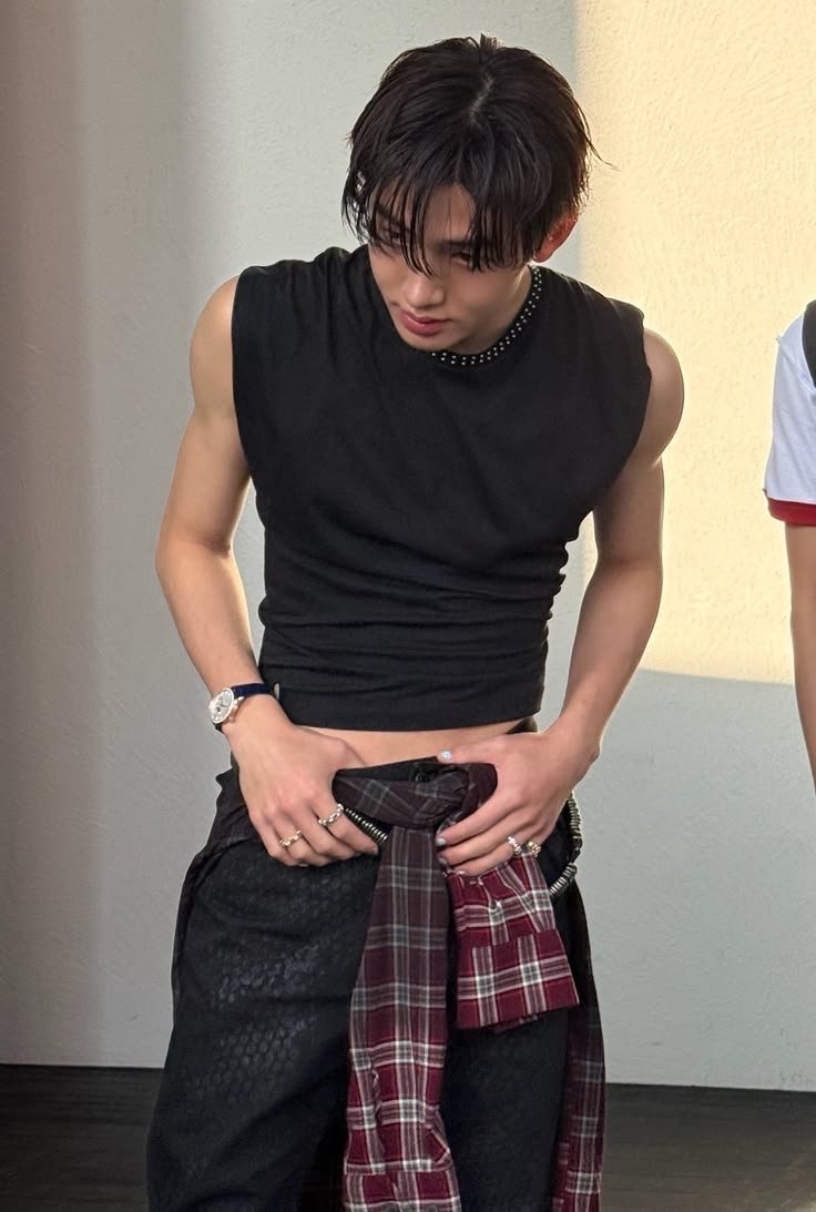 sanpiacau's tweet photo. #SEONGHYEON BODY BANG https://t.co/2yrkzv1VGl