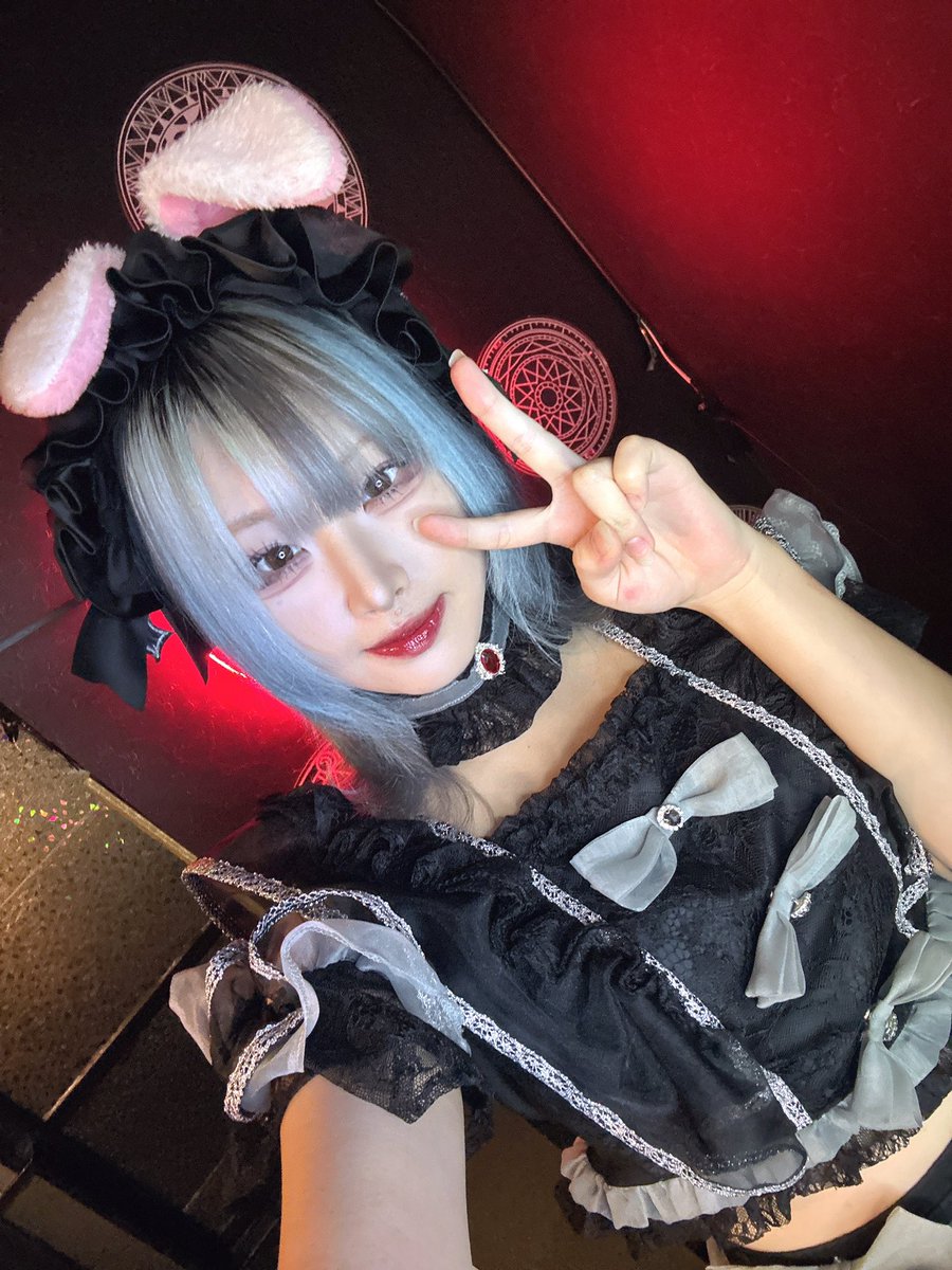 kuronai_phos's tweet photo. ろぐいん！

今日はぱるてのんの日！
 #推しに出会えるぱるてのんグループ
これつけたらお得になるの！！！

ちまと華金！！たのしも！！！

 #コンカフェ #コンカフェ営業 #日本橋 https://t.co/0UTdrV3pTm