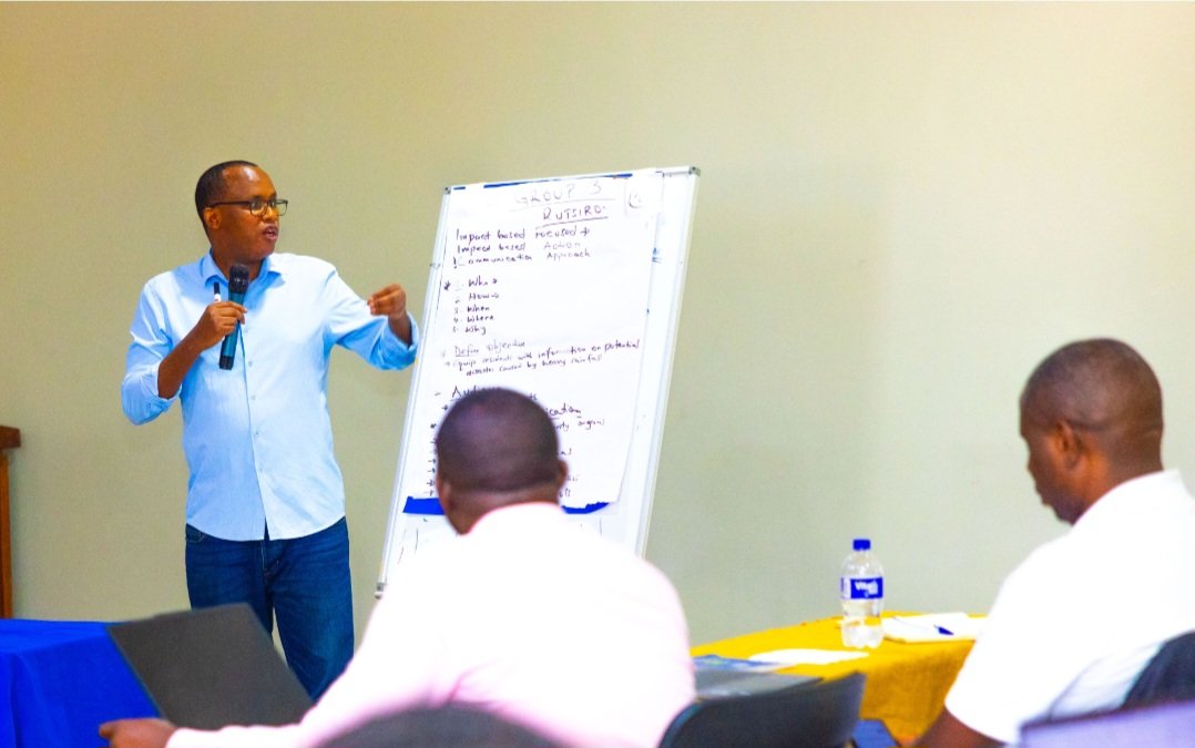 EnviroRwanda's tweet photo. Day 2 of the @MeteoRwanda –@WMO workshop: Yesterday journalists learned the full forecasting chain - observe, transmit, analyse, warn, act - and one hard truth: a forecast isn't communication until it's translated into language people can act on.
#ClimateAction #MeteoRwanda #WMO https://t.co/s1r92wTENp