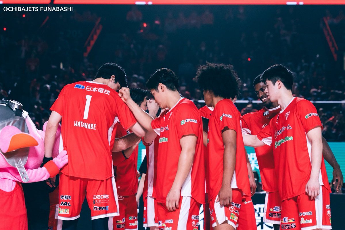 CHIBAJETS's tweet photo. 【お知らせ】本日のvs.東京SRについて #田代直希 選、#菅野ブルース 選手、#菅原佳依 選手、#荒尾岳 選手はコンディション不良の為、#ブランドン・ランドルフ 選手はリリースしている怪我の為試合に帯同いたしません。いよいよ迎えた開幕戦。#ジェッツ一丸 となり共に熱く戦ってください🤝🏻❤️‍🔥🛫 https://t.co/zW9wHQ4OsD