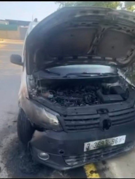 EyeonPalestine's tweet photo. Israeli settlers spray racist graffiti and set vehicles on fire in Rantis, west of Ramallah. https://t.co/cKBQSVTkbk