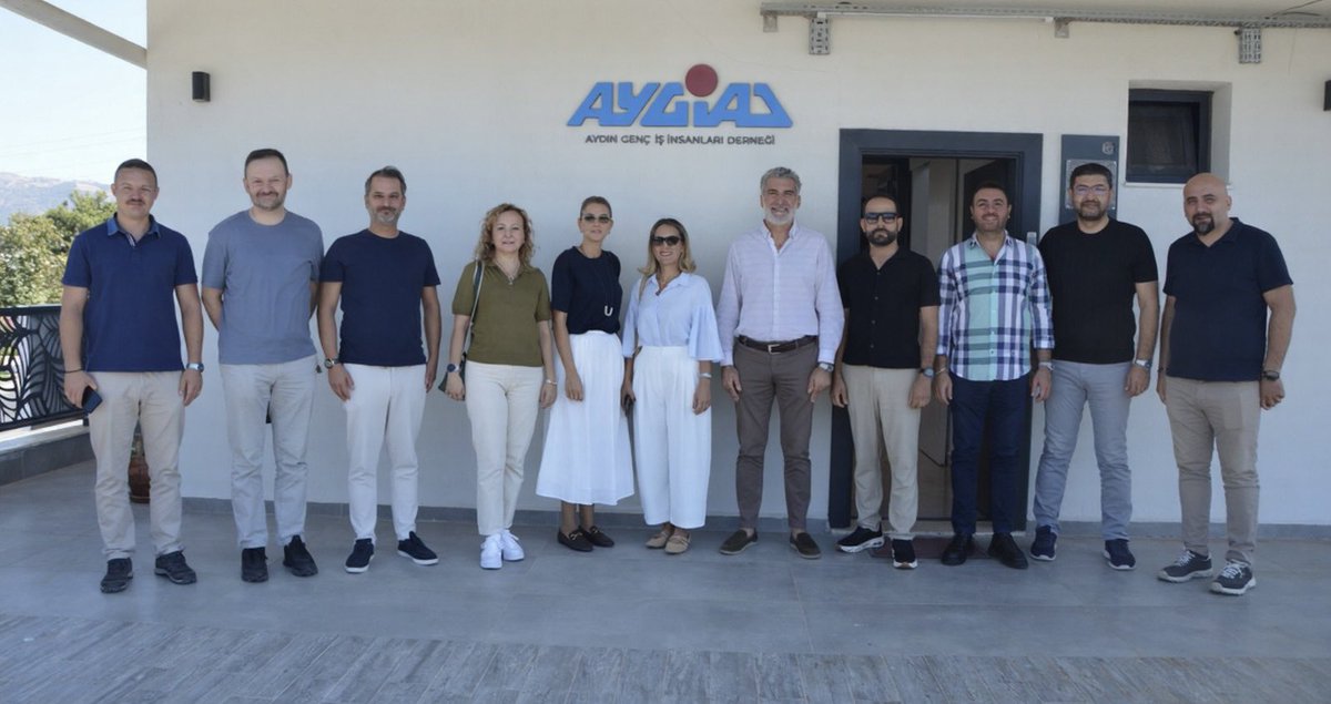 aygiad's tweet photo. ADÜ SB Fakültesi İktisat Böl. iş birliğiyle düzenlediğimiz Tralleis İktisat Kongresi hazırlıkları devam ediyor. Bölge ve ülke ekonomisinin geleceğine ışık tutmayı hedefleyen organizasyon öncesinde bir araya gelerek  kongre kapsamında ele alınacak ana temaları değerlendirdik. https://t.co/tGuAoLKbhW