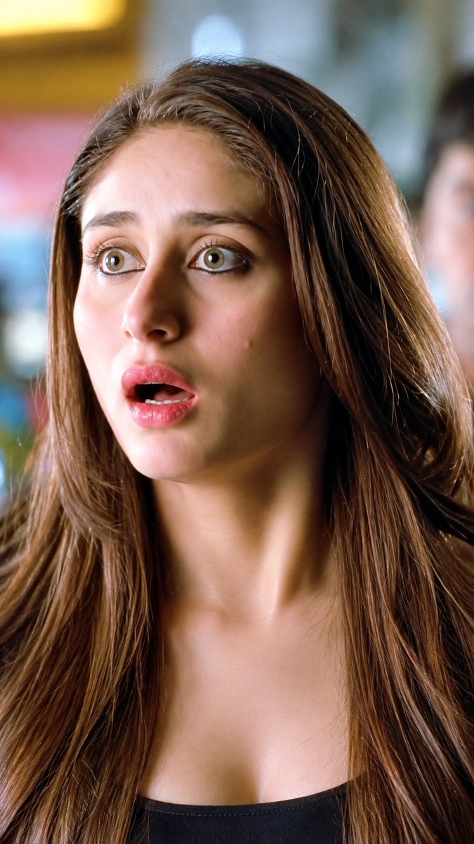 DJ00216's tweet photo. #kareenakapoor ❤️ https://t.co/jAMNpGqXcz