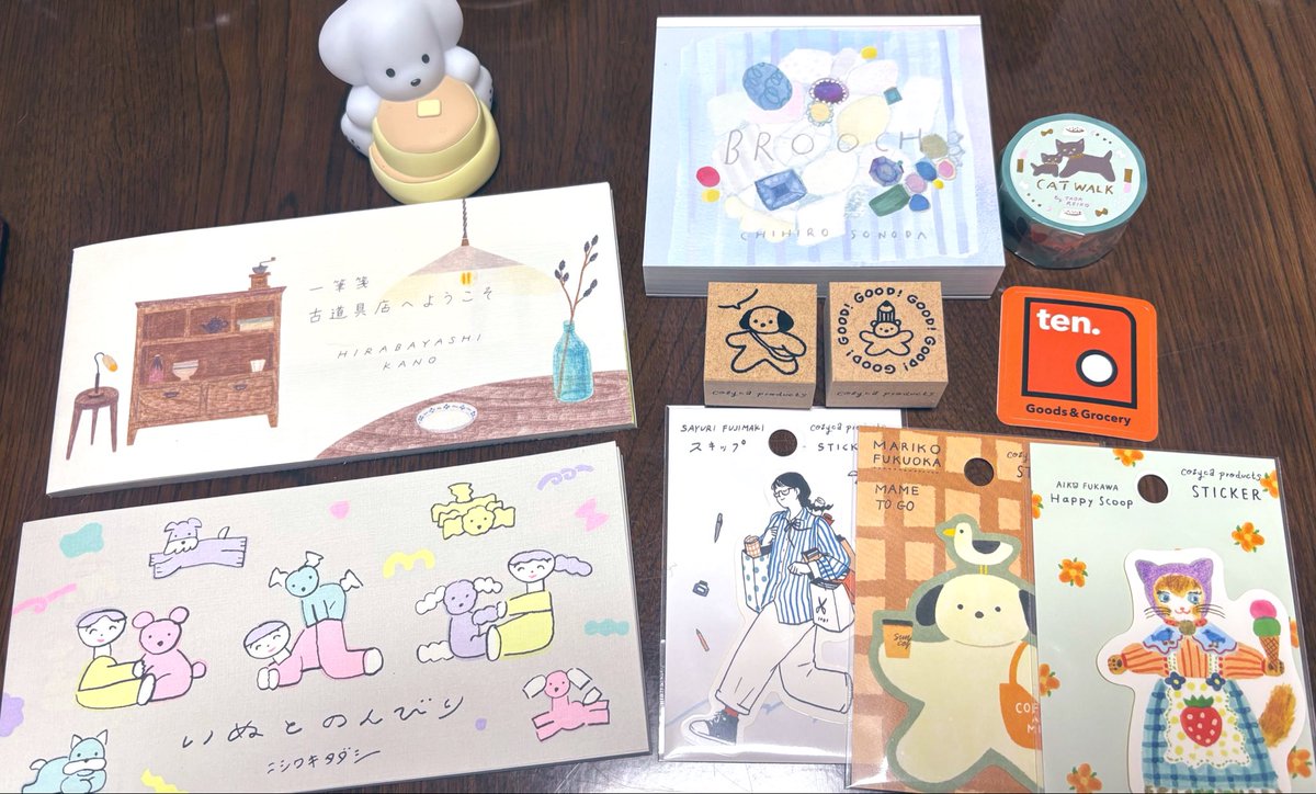 Hikari565656's tweet photo. モヤモヤしてたので久々にロイホでランチしてきた
ロイホには元気なマダムがたくさんいらしていいね🍽
手帳タイムもできた☺️🖊
初めて行った雑貨屋さんでは表現社さんのイベントやってて、かわいい文具買えたー🦌🎀
オーナーさんがたくさん話してくださって楽しかったな☺️
とりま気分を変えるって大事 https://t.co/Dx8xRRsb0a