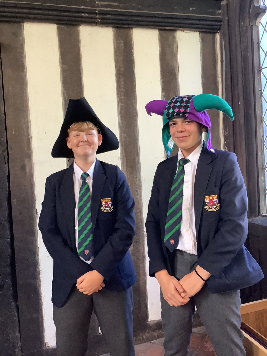QueenElizHigh's tweet photo. This week, our Year 8 students visited Gainsborough Old Hall to explore how the building could have been remodelled into a Tudor prodigy house. https://t.co/2ZZabfUFTs