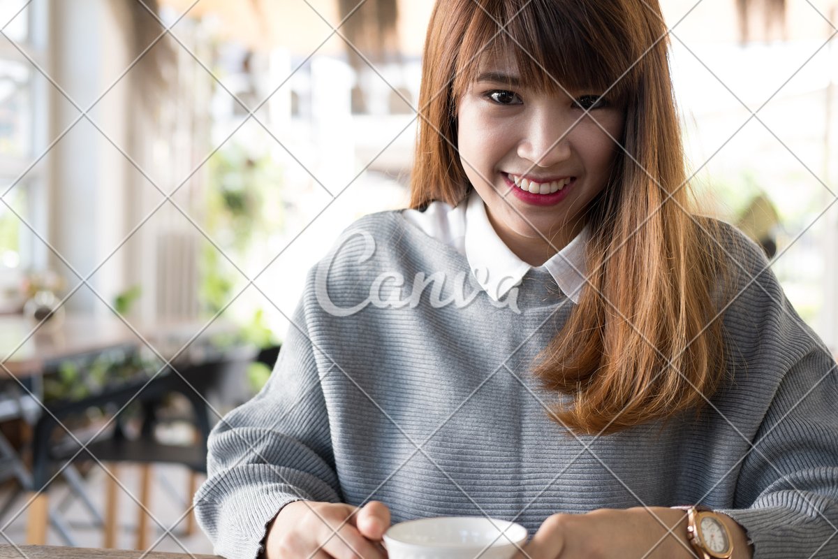ChasidyFerx0's tweet photo. When a friend surprises you with your favorite coffee just because they remembered – small moments that make the day ， https://t.co/x4iXHXPwD2