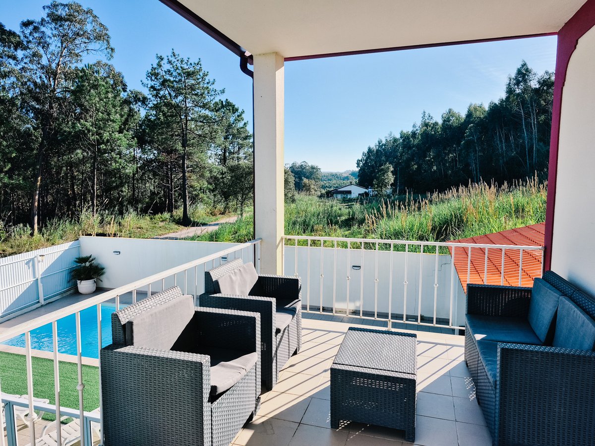 rainhavip's tweet photo. ⭐OPORTUNIDADE! Moradia T4 com garagem, jardim e piscina ⇝ 520.000EUR
4 Quartos * 4 Casas de banho * Área total: 1000,00m2 * Área bruta: 319,00m2
- Coto, Caldas da Rainha
Classe energética C.

👉 mais info: https://t.co/eeaROzddVp

#CaldasDaRainha #Alcobaca #FozDoArelho #SaoMart https://t.co/VVLUxIQJ1V