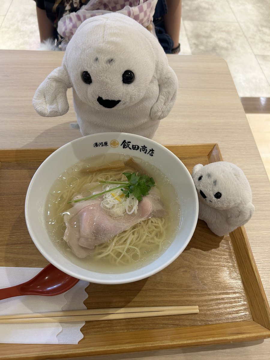 waccha_309's tweet photo. ラーメン！🍜🦭🦭 https://t.co/NRwlzCUkMb