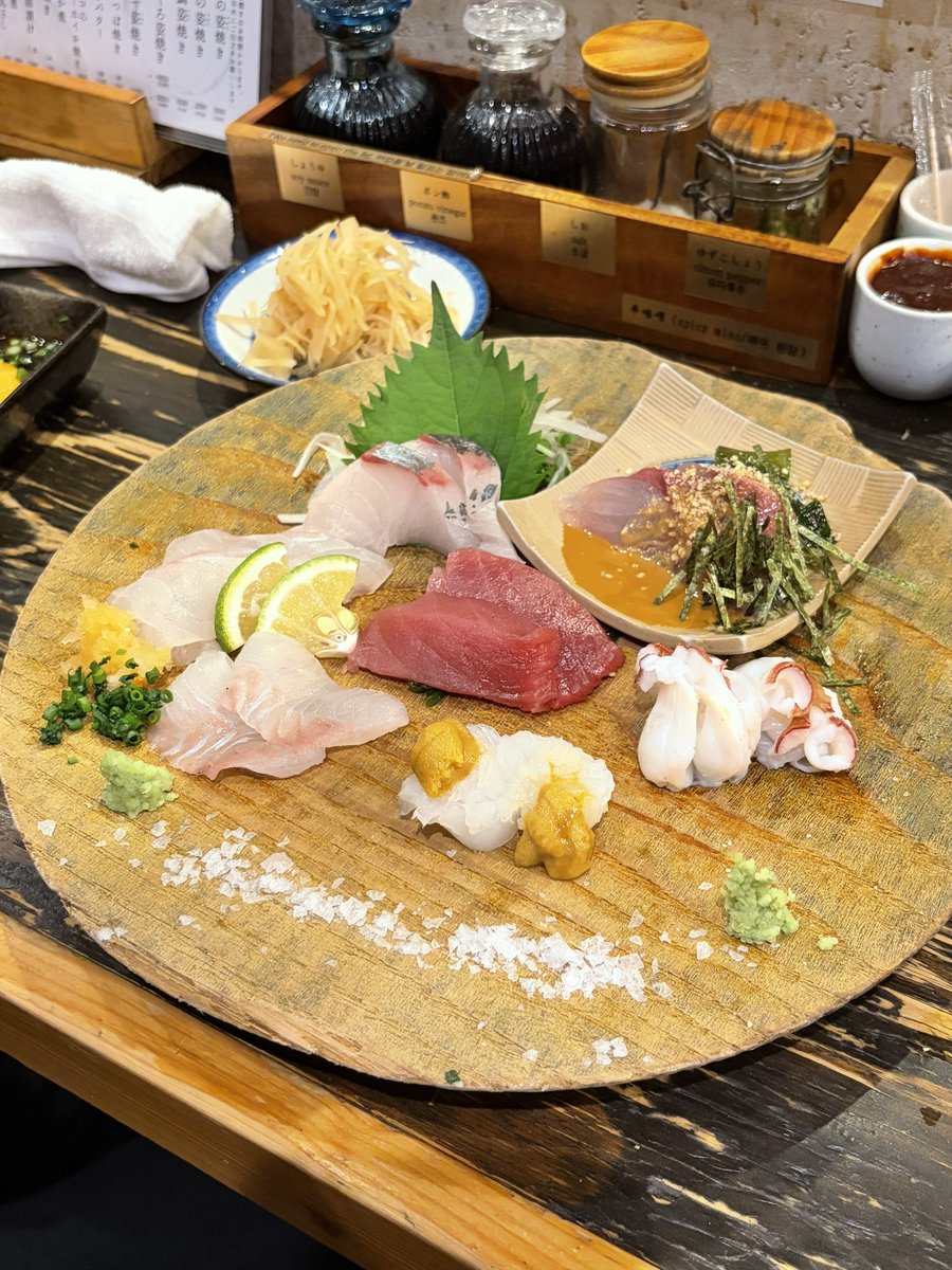 ay_mozu's tweet photo. 美味しいもの食べるのが1番の幸せかもしれんなー！ https://t.co/kskbdD5KtD