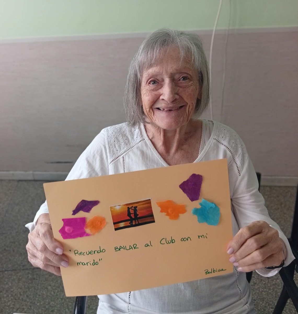 f_santaeulalia's tweet photo. 🧩 Continuem amb les activitats pel Dia Internacional de l’Alzheimer.

Amb “Collage dels records”, residents i persones usuàries del centre de dia han compartit imatges, paraules i vivències per evocar records i emocions. 💜

Una activitat plena de memòria i companyia. https://t.co/ROJFp1AKsQ
