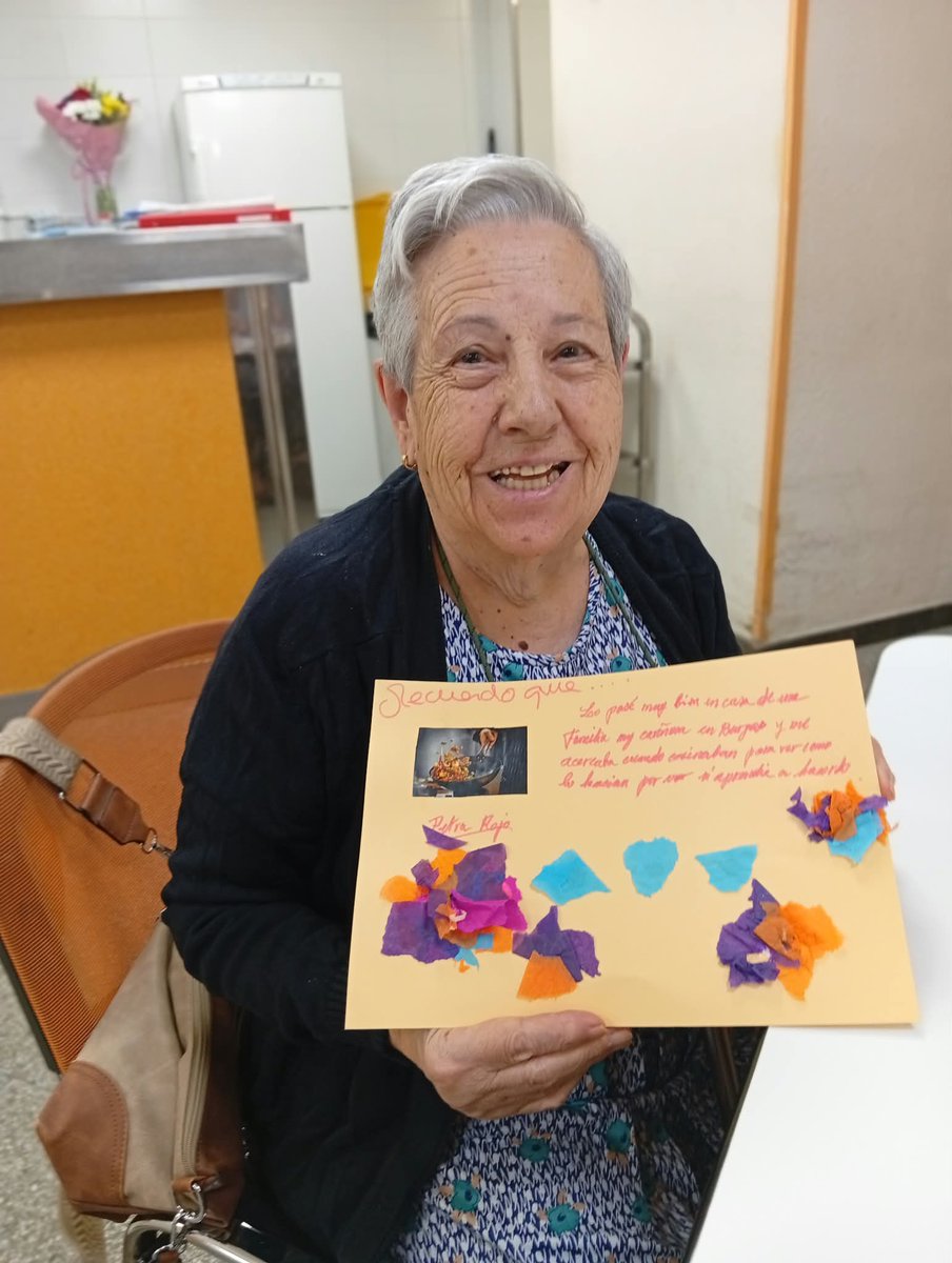 f_santaeulalia's tweet photo. 🧩 Continuem amb les activitats pel Dia Internacional de l’Alzheimer.

Amb “Collage dels records”, residents i persones usuàries del centre de dia han compartit imatges, paraules i vivències per evocar records i emocions. 💜

Una activitat plena de memòria i companyia. https://t.co/ROJFp1AKsQ