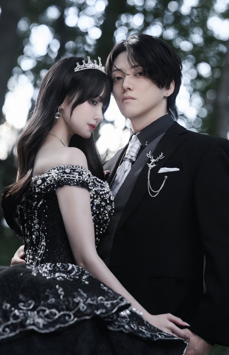 yumeyua0314's tweet photo. ㅤ
もし、お嫁さんになる日が来たら
黒のウェディングドレスを着るという
子供の頃からの夢を叶えました。
ㅤ https://t.co/QI0hm3JtDx