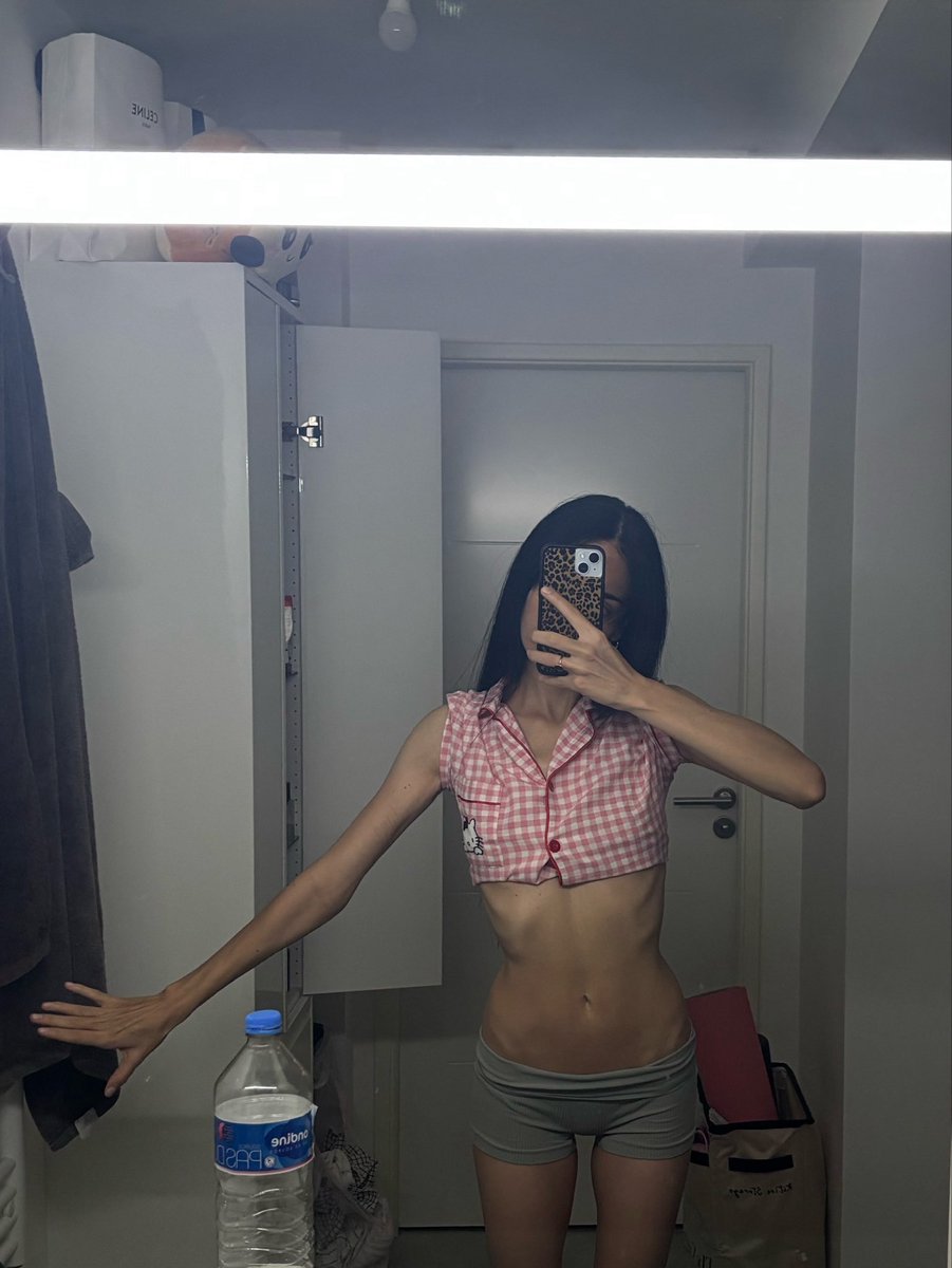 mengjialisa's tweet photo. An other morning bc https://t.co/8kNC5qAWfI