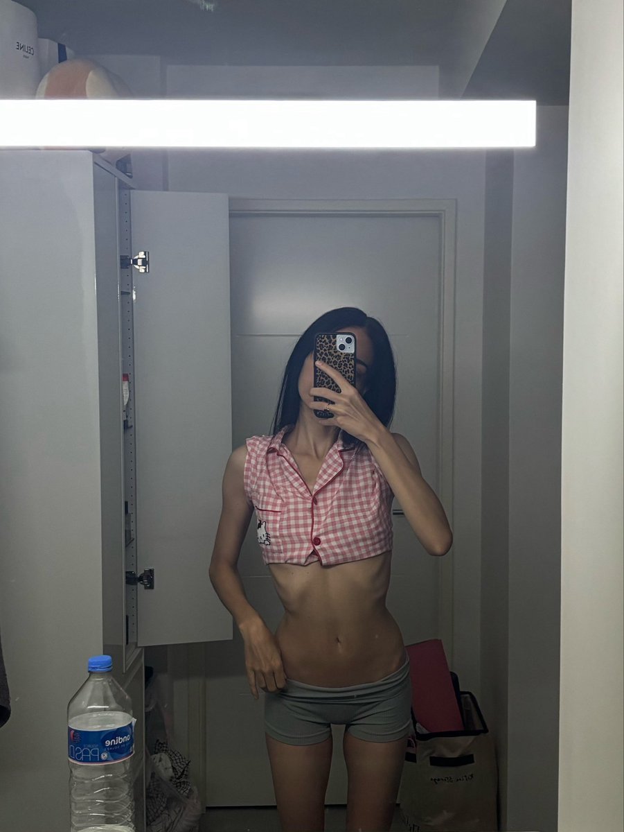 mengjialisa's tweet photo. An other morning bc https://t.co/8kNC5qAWfI