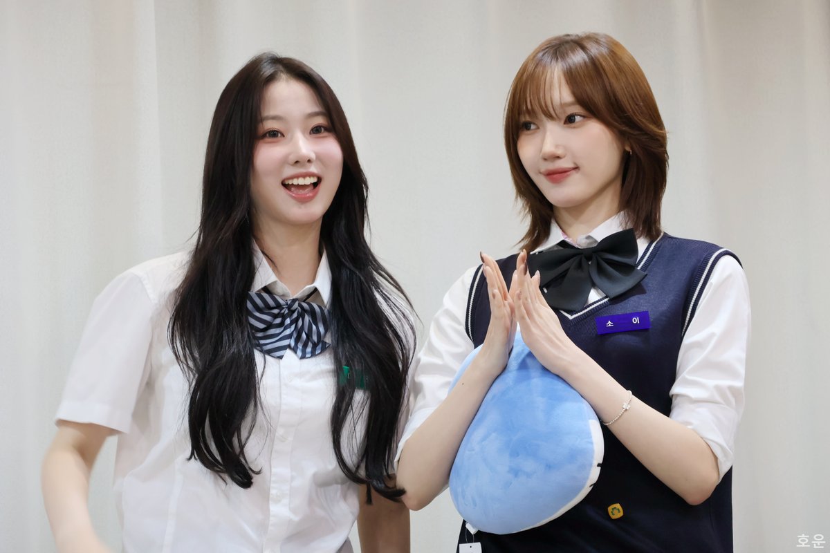 haoyunhong0429's tweet photo. 260920 #USPEER Everline fansign #Daon #Soee

❤️

#유스피어 #다온 #소이 https://t.co/HSMoWxVbHs