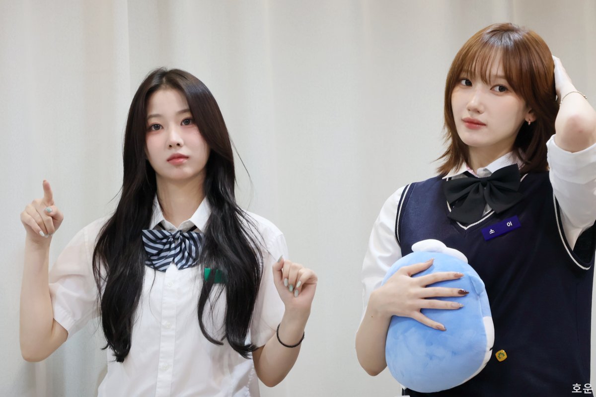haoyunhong0429's tweet photo. 260920 #USPEER Everline fansign #Daon #Soee

❤️

#유스피어 #다온 #소이 https://t.co/HSMoWxVbHs