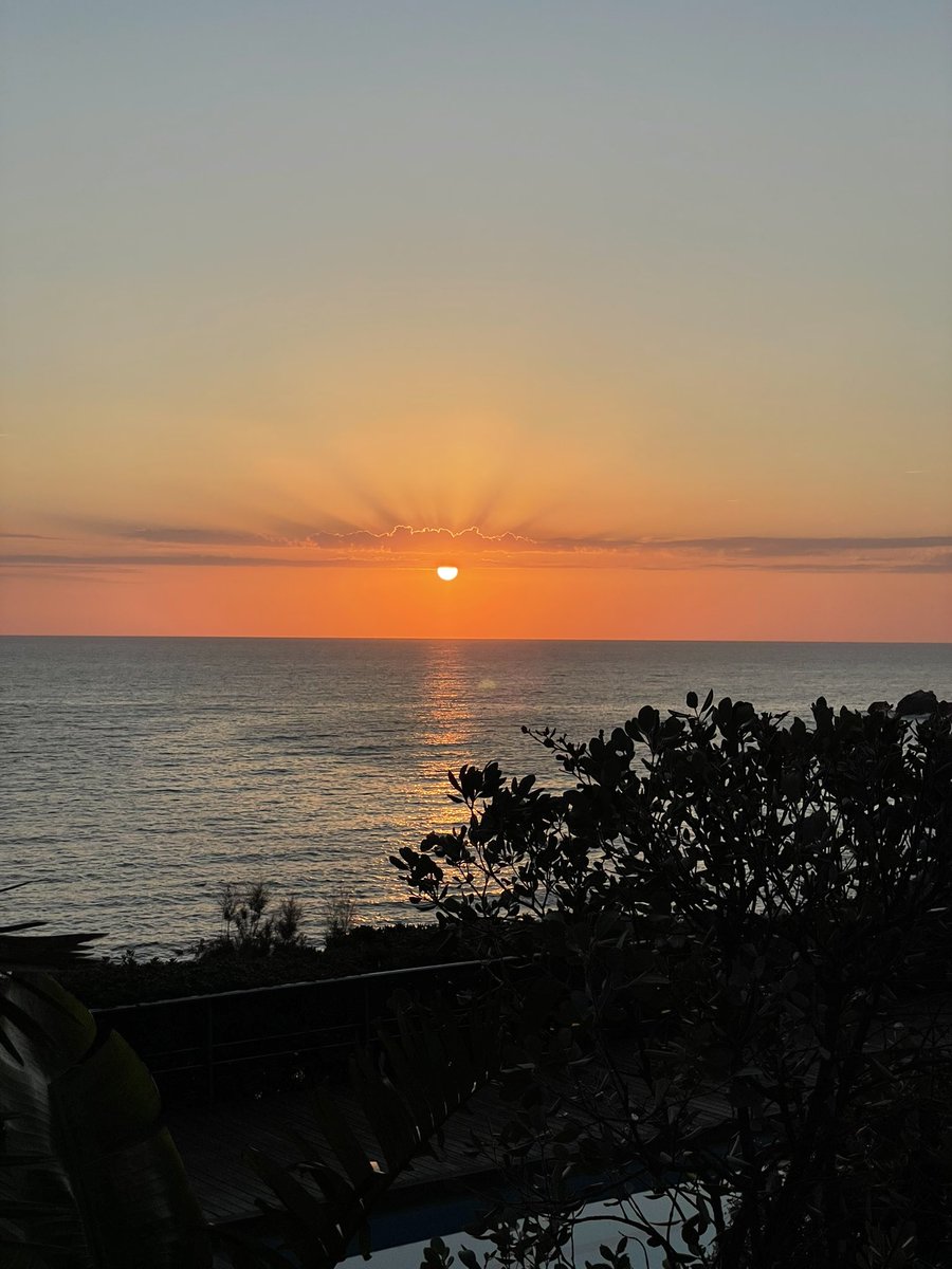Matihzlh's tweet photo. Miren q guapo el amanecer https://t.co/ghHzN9opwC