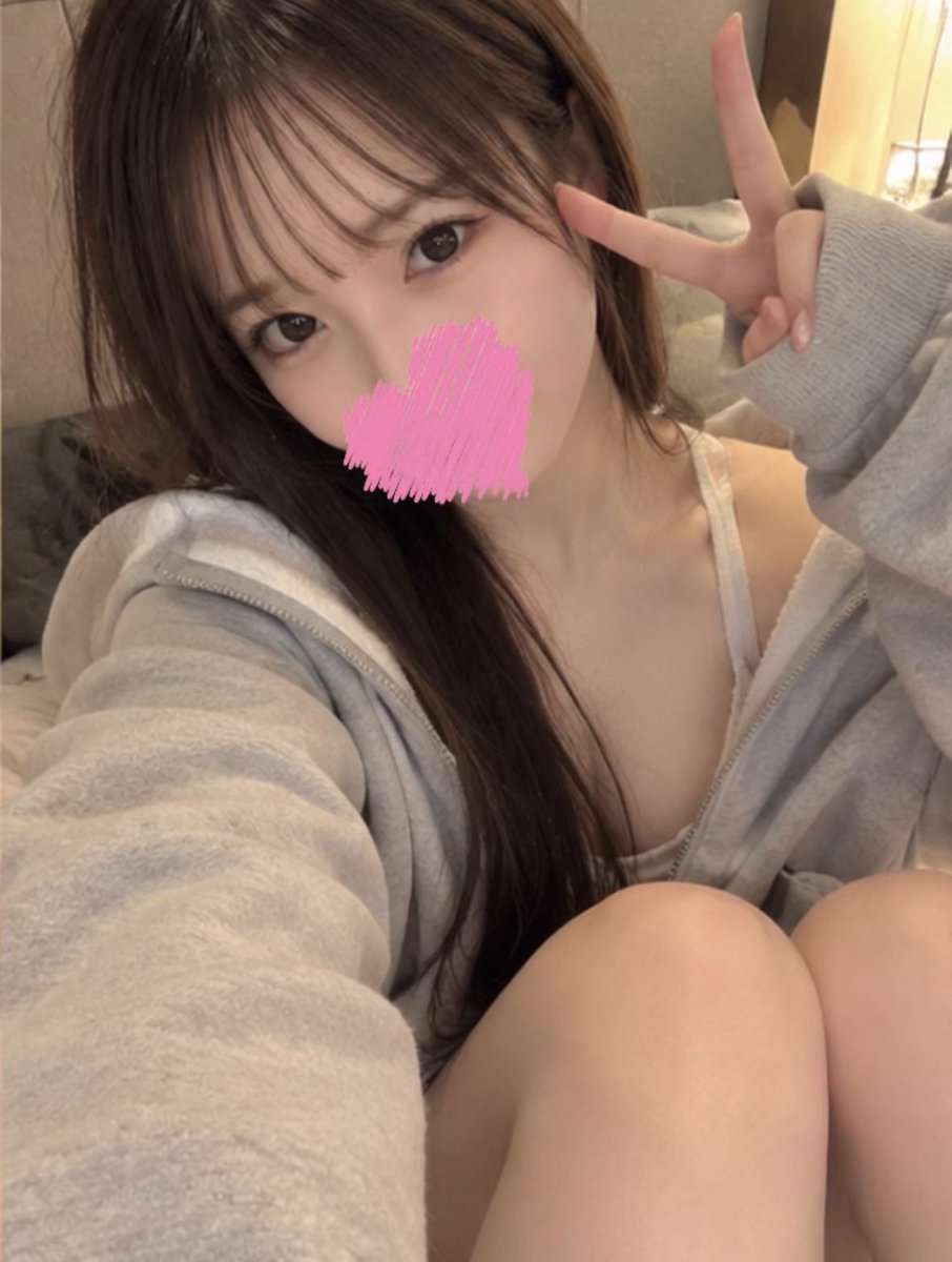 yuuna__09300's tweet photo. やっほーー！！じゃじゃーーん！！💕

特別にサブ限定でゆうなのとっておきの写真公開しちゃうよーー！！🙈💕

あんまりジロジロみちゃダメだよ🙈

ここもチェックしてくれるとゆうな喜んじゃう🤭💕

たまにここでしか見せないお写真とか
急に載せようかなって思うんだけど、どうかなーー？？🤭💕 https://t.co/57BlBpLido