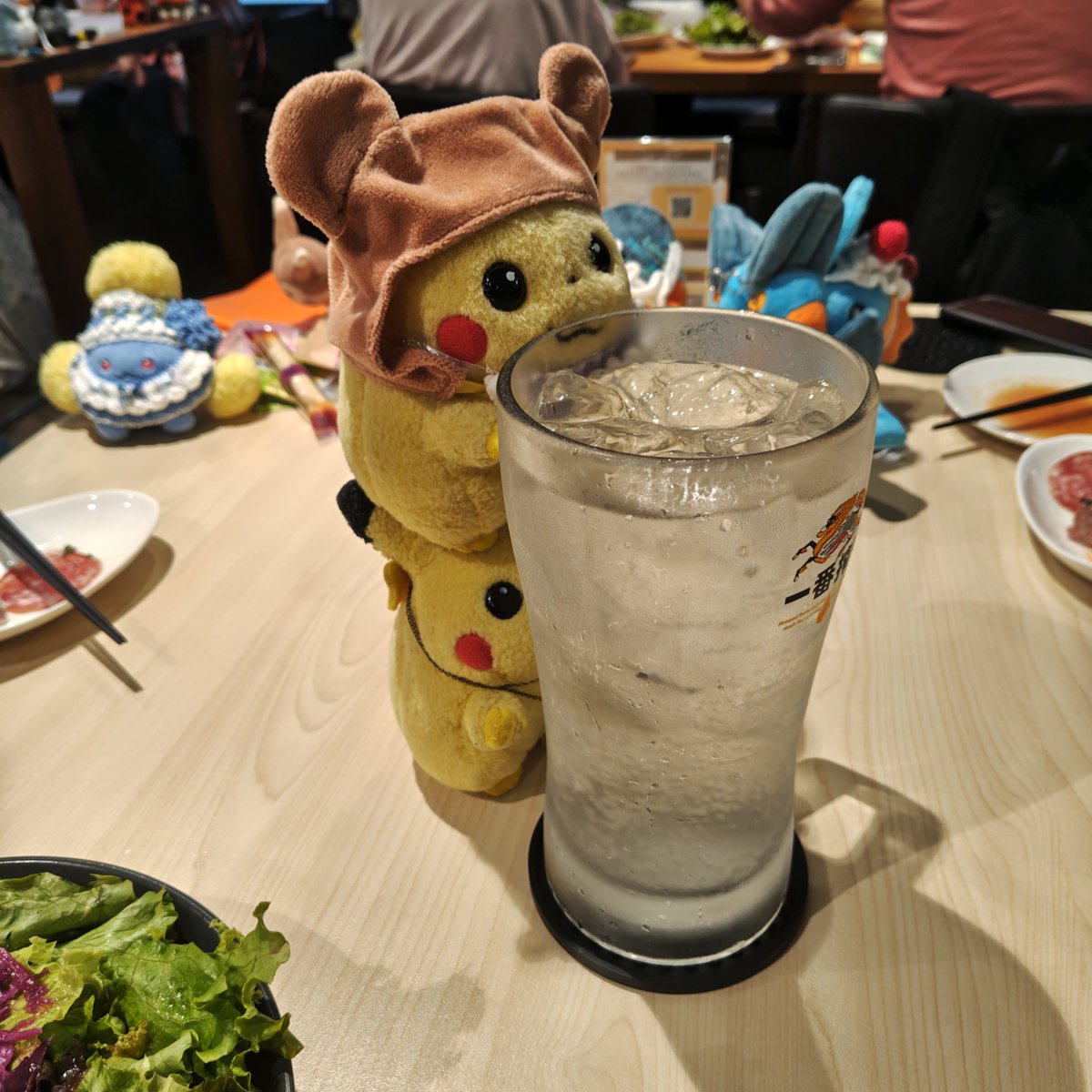 aochuuuuu1's tweet photo. 一次会も二次会も飲んで呑みまくり🍺
ギガジョッキ最高🍺

#yamaほど飲もうぜ202609 https://t.co/yVSeKbCafH