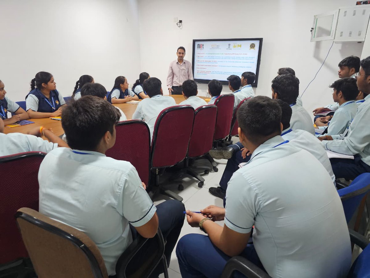 AcicMiet's tweet photo. On 25/09/26, ACIC MIET Meerut Foundation conducted an awareness session for Satyakaam International School, Meerut inspiring students to explore innovation, entrepreneurship, creativity &amp; problem solving through ACIC’s support ecosystem.
 #acicmiet #MIET
@AIMtoInnovate @NITIAayog https://t.co/t335LbpO3T