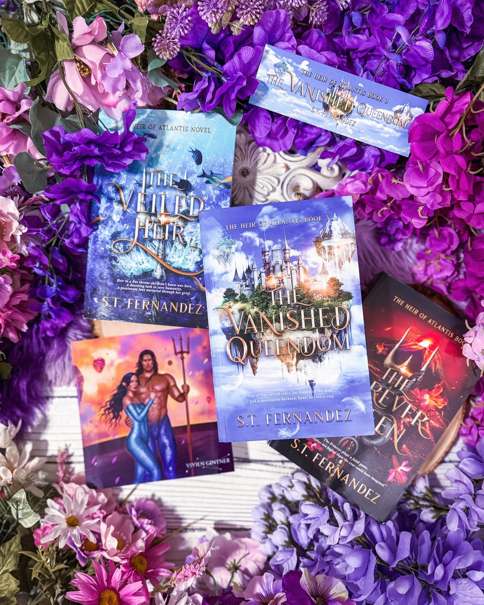 AliaButtelpmxb's tweet photo. International giveaway! Which elemental power would you choose? I’d pick water, though air powers and wings sound fun. This third installment delivered romance, found family, new lands, and nonstop action. Enter for a chance to win a paperback! https://t.co/s1rPwN6ZVv