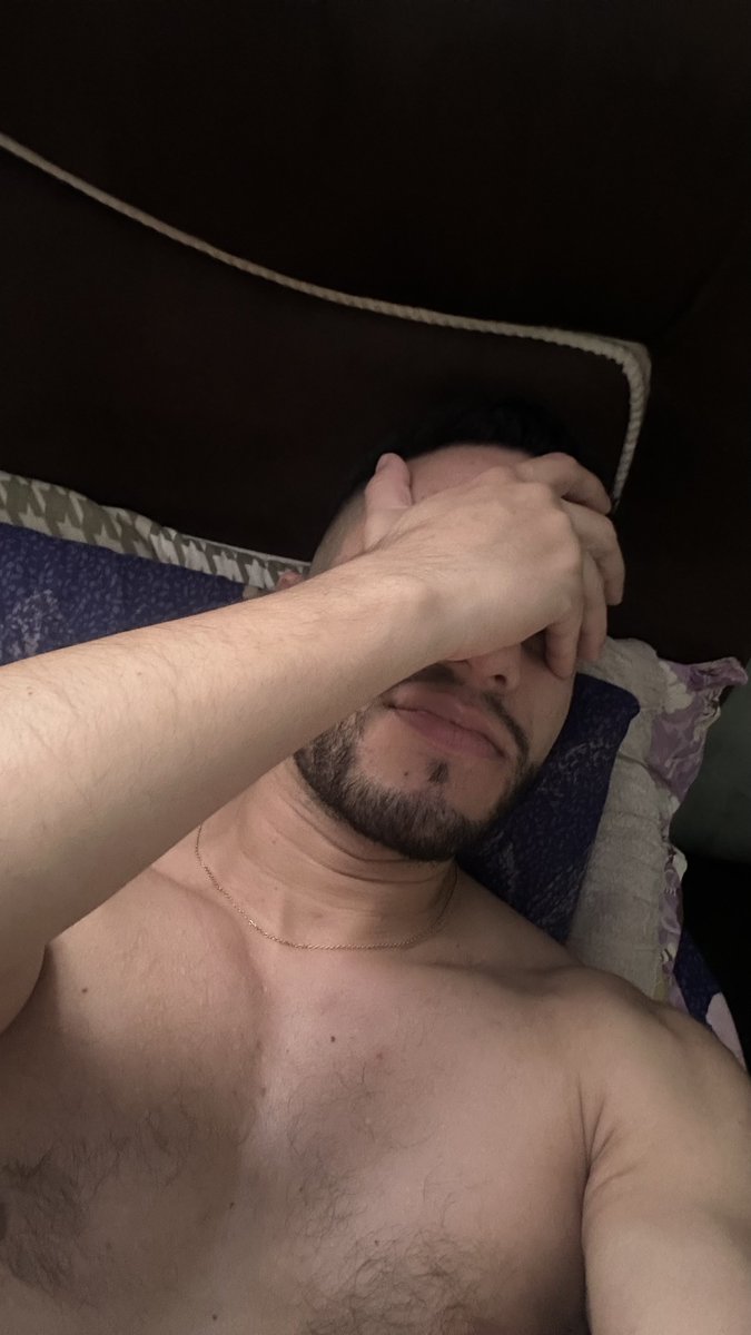 crislopezlm's tweet photo. Acordei, não recomendo https://t.co/MGzHJ0Z4Gy