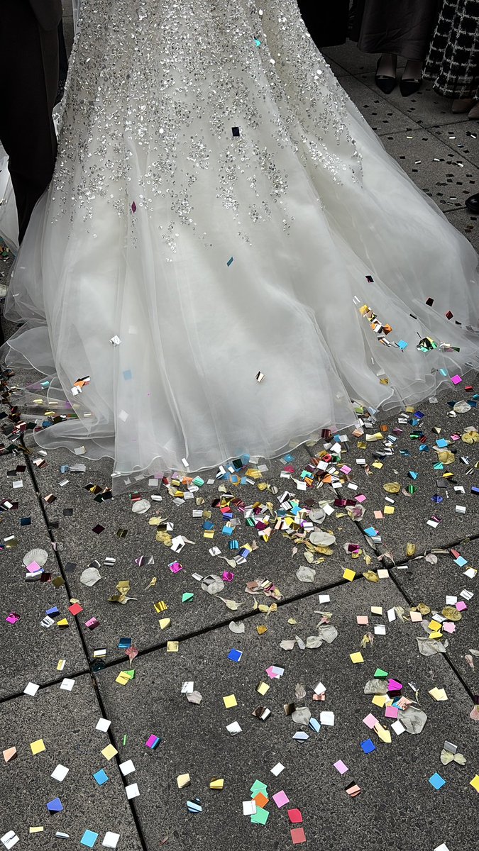 AllTooWell1204's tweet photo. now I’m wearing white
so hate all you’d like
this is the love of my life!!! 🤍💍
#TSTLOASTheEncore

@taylorswift13 @taylornation https://t.co/6YHTAylazy