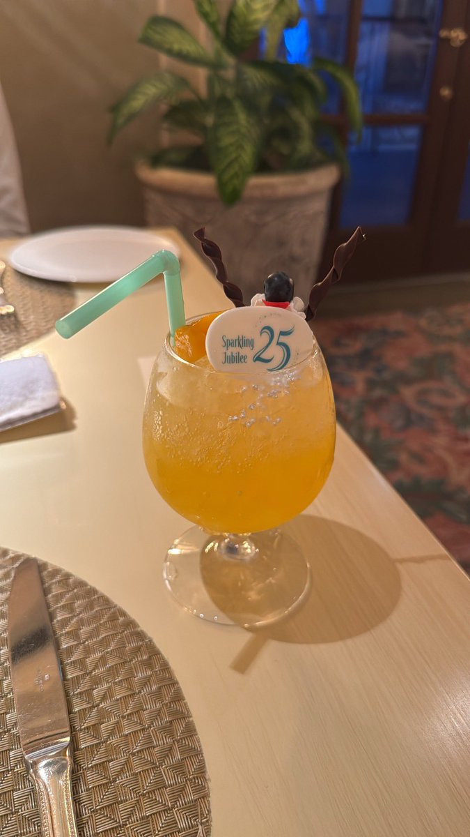 diego_gori_goli's tweet photo. スパークリングジュビリー！ https://t.co/GyXVRdlYKa