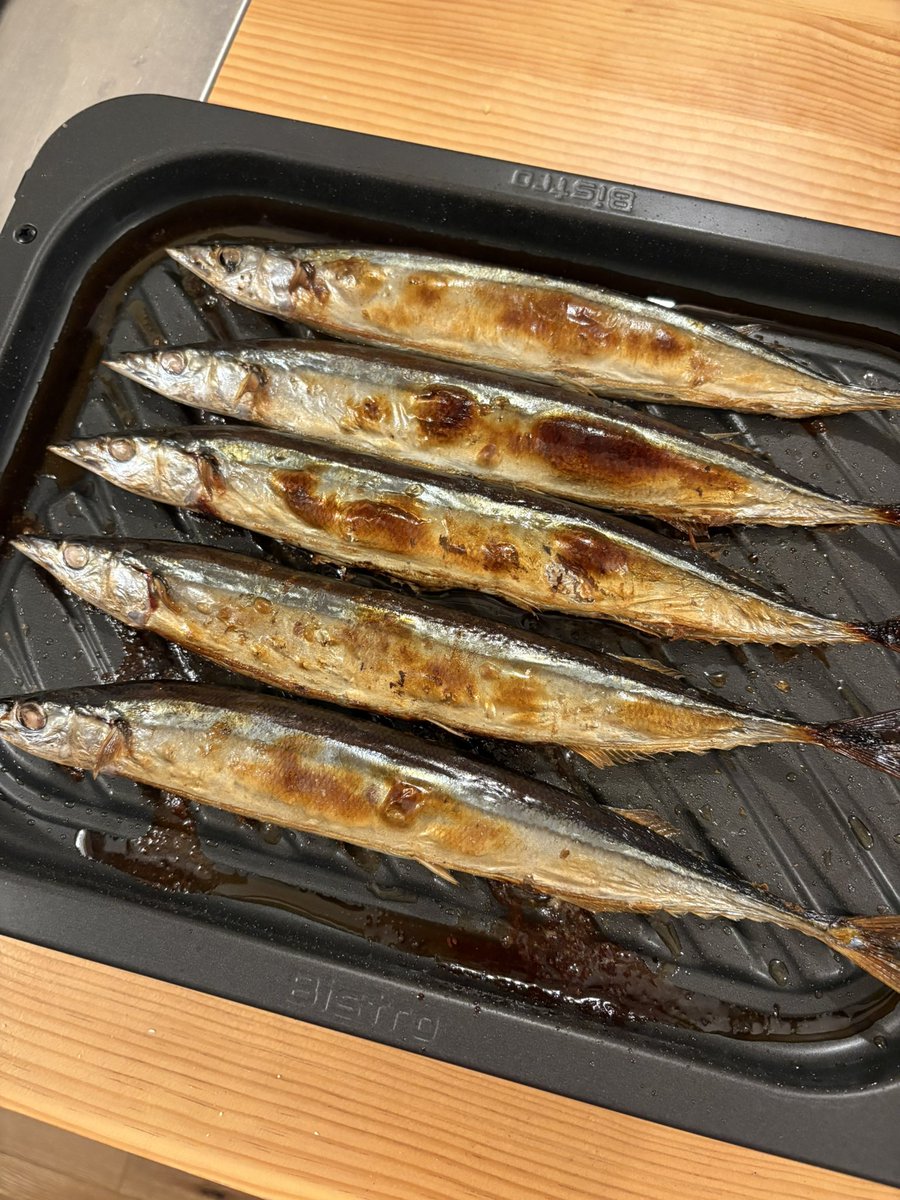 tarot_kiriiin's tweet photo. 今夜はさんまとお月見団子🎑🌝

満月の無料タロット企画
27日の17時から23時59分まで募集します

ぜひ参加してみてね(´◡͐`) https://t.co/oeWj87gL9e