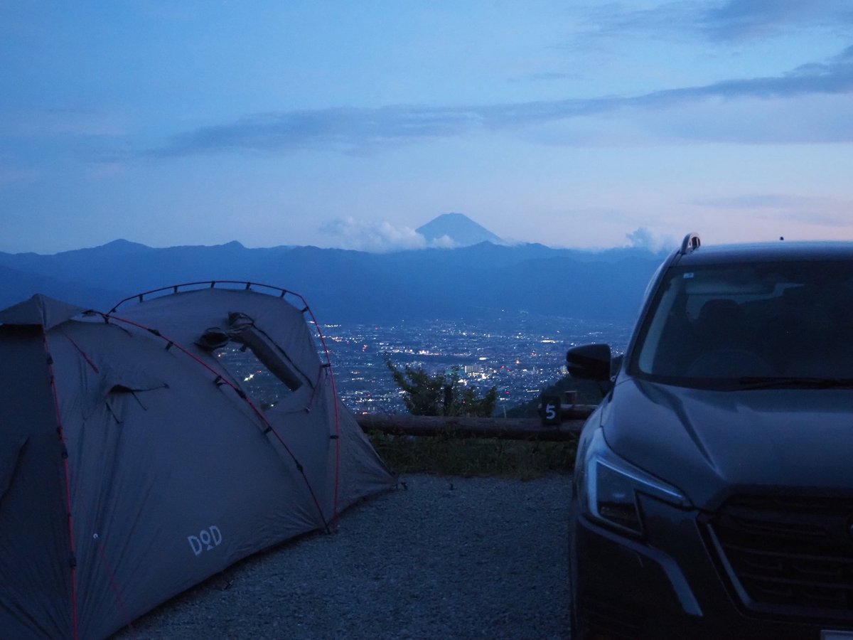 Tc8986Mpv's tweet photo. ほったらかしキャンプ場
夜景が最高！ https://t.co/sgzo8AdCF8