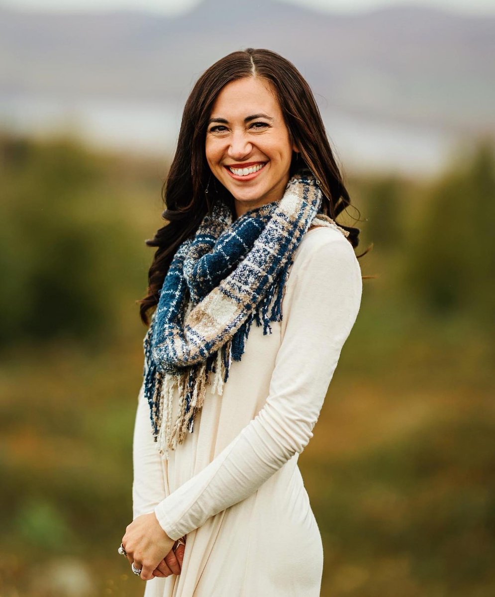 ClaudioGuipt5f's tweet photo. Hi, I’m Stephanie, an IIPA-certified iridologist, master herbalist, and holistic health coach. I offer personalized wellness assessments, iridology, health coaching, Reiki, ZYTO scans, sauna chromotherapy, and more. Thanks for being here! https://t.co/06DcL8FxL8