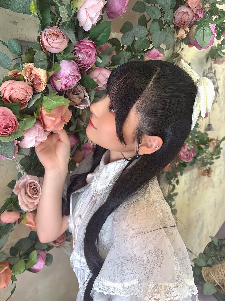 eimi_mh1209's tweet photo. 横顔好きさんに届け🌷💭

#えいみのとなり 
#メロハイ https://t.co/yYM5mJtWea