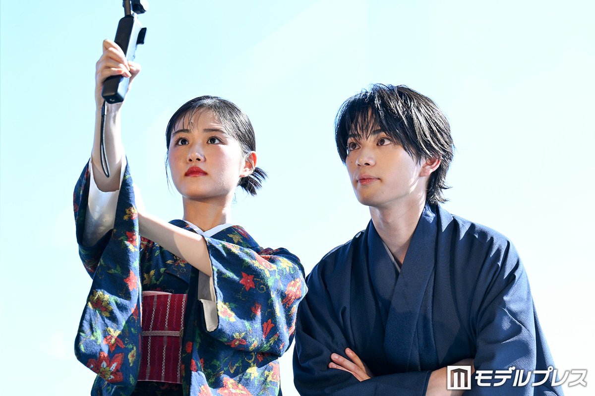 modelpress's tweet photo. 【注目のドラマ記事🎬】

岩瀬洋志、写真撮るときの工夫明かす
https://t.co/tfrRvIpDpx

写真を撮る際に意識していることを聞かれると「光量を調整したり、あおって撮ったり、いろいろ工夫はしますね」と回答。「最近は上から撮るのも流行っているので、海外の俳優さんや、韓国の俳優さんやアイドルの皆さんのSNSを見て『おしゃれだな』と思った撮り方を真似したりしています。そういうのを調べるのが好きでやっています」と話した。

「もうパパ！」ミニイベント

#モデルプレスドラマ推し活会議室