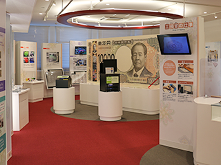 NPB_IAA's tweet photo. ＼印刷局では工場見学を実施しています！／
国立印刷局は全国5工場（東京・小田原・静岡・彦根・岡山）で工場見学を実施しています！
事前予約制となっておりますのでHPよりお申込みください！
https://t.co/xRMkRIX3aL
また、お札の作られる様子は動画でも公開しております！
https://t.co/WLFXUS5ytQ https://t.co/3WgZAao90c