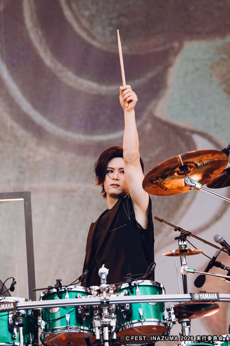 FEST_INAZUMA's tweet photo. ☁風神STAGE☁
-真天地開闢集団-ジグザグ
https://t.co/ma3P7EGOYN

▼SET LIST
01 復讐は正義
02 燦然世界
03 Drip
04 POWER-悪霊退散-
05 最高だZ
06 JAPPARAPAN ~Japanese Party~
07 きちゅねのよめいり
08 Promise

#フェストイナズマ 
@shintenchi0601 #SKSZIGZAG https://t.co/2BcJVMu2Pr
