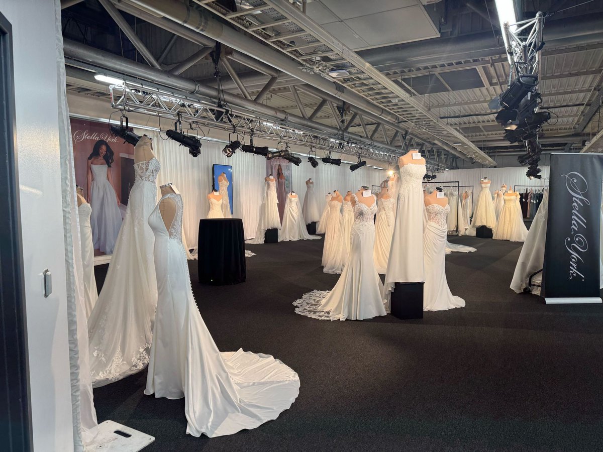 AVMatrix1's tweet photo. 👰‍♀️Team AV Matrix was delighted to provide #technicalproduction for several brands at the @HgtConventions this month for #BridalWeek. 

This follows us providing similar support for clients at Bridal Week at The Truman Brewery London in March.

🌐 https://t.co/8eF0hHGIDP https://t.co/iDXrKFQA1D