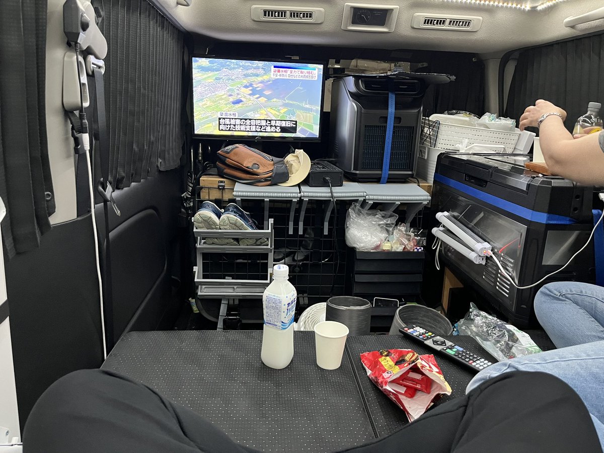 bigair04's tweet photo. 東北から帰宅中
事故で通行止め

飯も食ったし温泉も入っている��で、
まぁ休暇して、開通を待つかw https://t.co/GMlYoz6eZf
