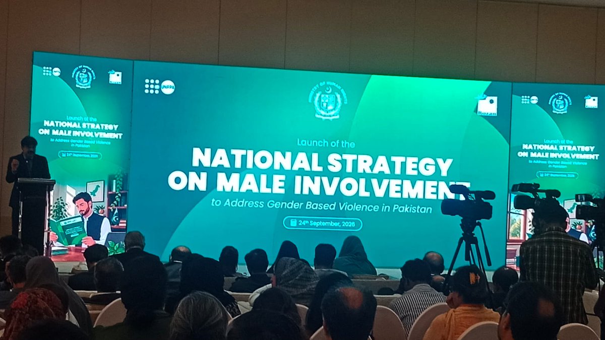 rozanoffice's tweet photo. Rozan collaborated with UNFPA and the Federal Ministry of Human Rights at the launch of the National Strategy on Male Involvement to Prevent GBV, advancing collective efforts to engage men and boys for gender equality and safer communities. https://t.co/IK9M8qQ9BE