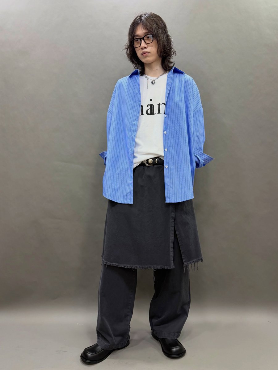 PollyPatriquin's tweet photo. 心型頸鏈
Thank/Think Tee｜寬��剪裁
Oversize藍色條紋恤衫｜薄身質地
洗水灰黑色裙褲｜索繩橡筋腰
黑色大窩釘皮帶
大方頭Loafer皮鞋｜250–280mm

單次購買滿$800成為VIP，享韓貨9折、自家出品95折優惠。所有圖片均為實物拍攝，歡迎Inbox或WhatsApp查詢。 https://t.co/NOGIblXheZ