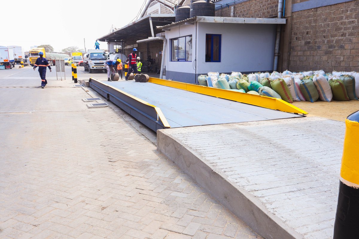 ScalestechLtd's tweet photo. COMPLETE WEIGHBRIDGE SERVICES. FROM DECK TO DIGITAL.
Keep your weighbridge accurate, reliable and efficient with professional services from Scalestech.
Visit us along Bunyala Road, Nairobi  
Call/Whatsapp+254743233223

President William Ruto NSSF Constitution Aliko Dangote https://t.co/3lDxjc2Tpv