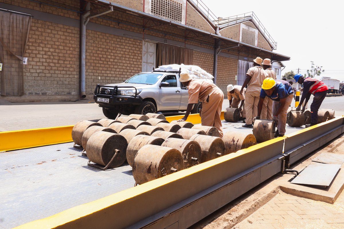 ScalestechLtd's tweet photo. COMPLETE WEIGHBRIDGE SERVICES. FROM DECK TO DIGITAL.
Keep your weighbridge accurate, reliable and efficient with professional services from Scalestech.
Visit us along Bunyala Road, Nairobi  
Call/Whatsapp+254743233223

President William Ruto NSSF Constitution Aliko Dangote https://t.co/3lDxjc2Tpv