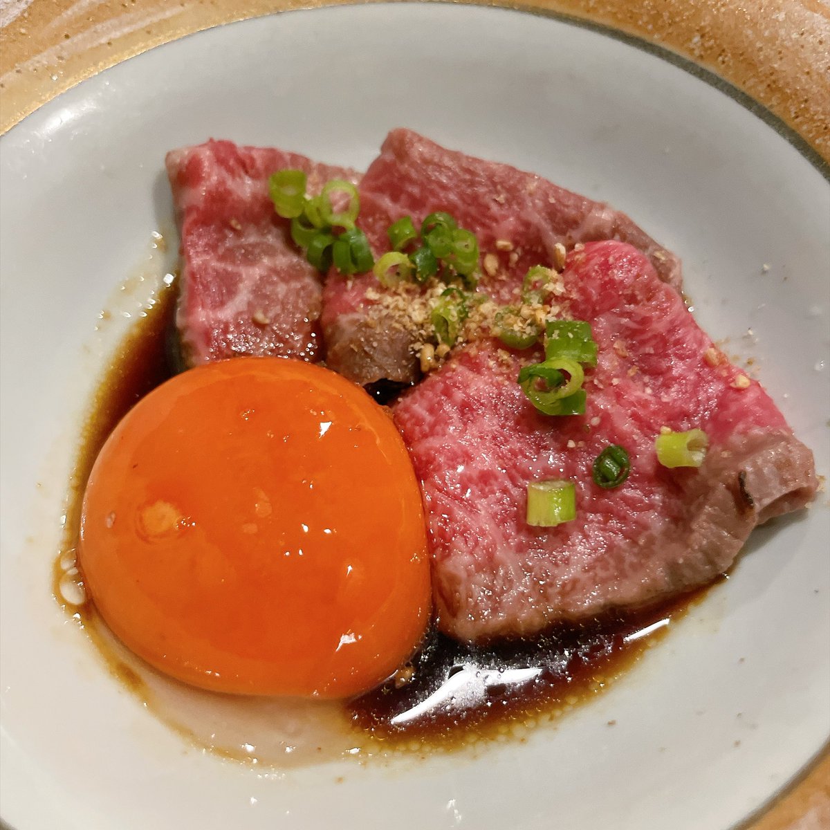 natsucali's tweet photo. ？？？「大変長らくお待たせしました。本日の焼肉です。」 https://t.co/8Bpa0fC9ks
