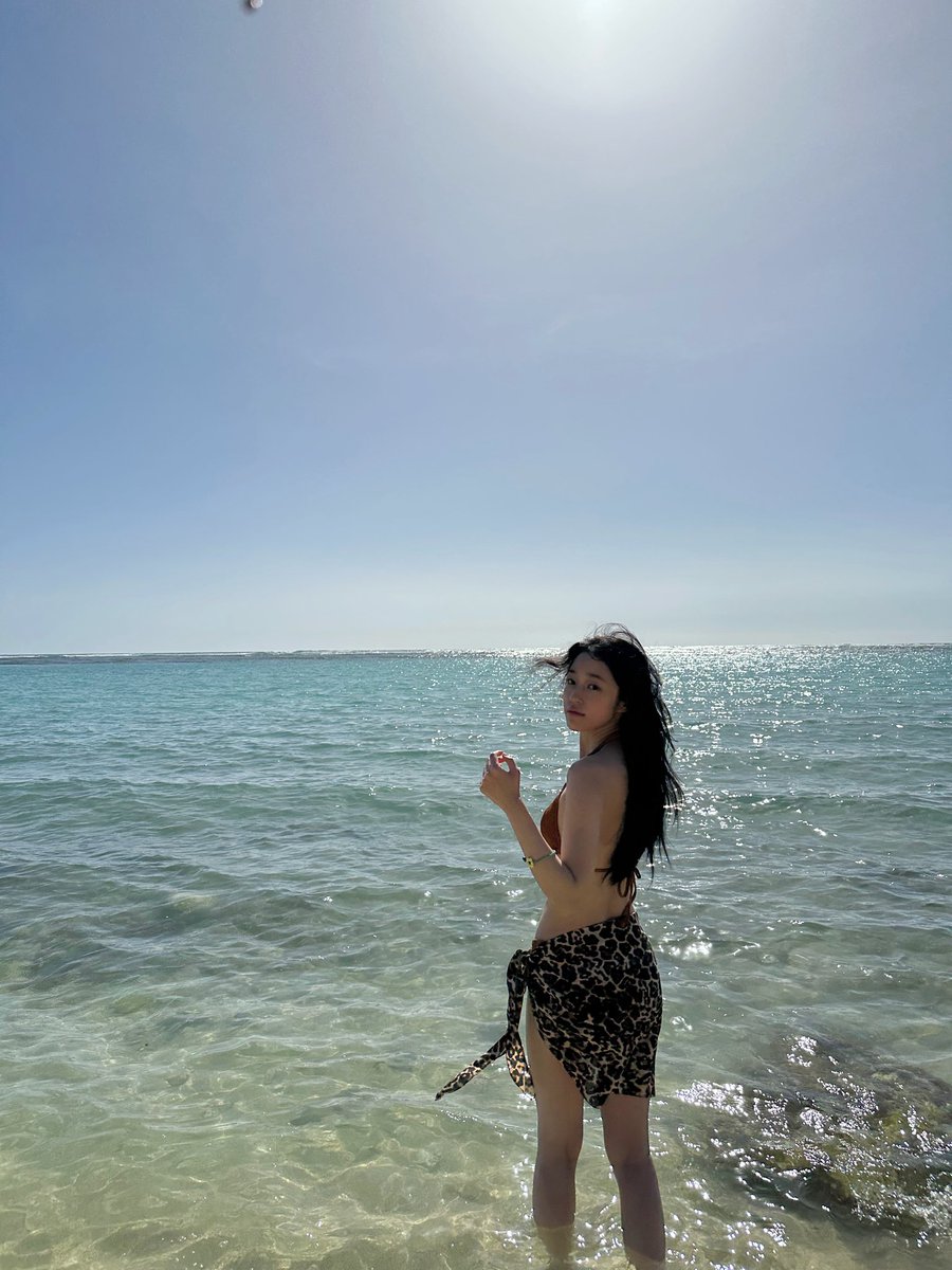 yoonseoarchive's tweet photo. 260925 | [rohyoonseo] instagram post

“Hawaii in January 🌞🌴”

#RohYoonseo #노윤서 #盧允瑞 #ノユンソ https://t.co/J4uA10rArM